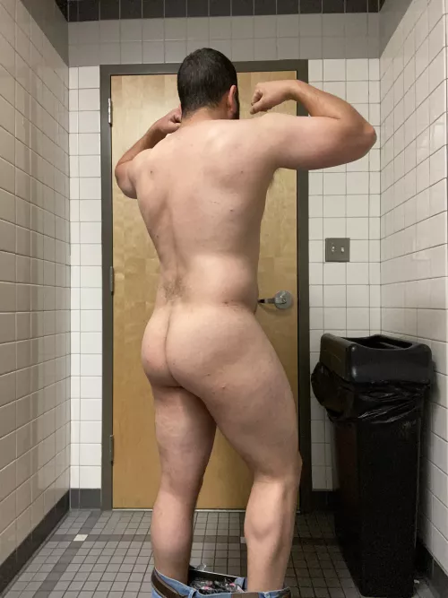 Booty by ThickRick89