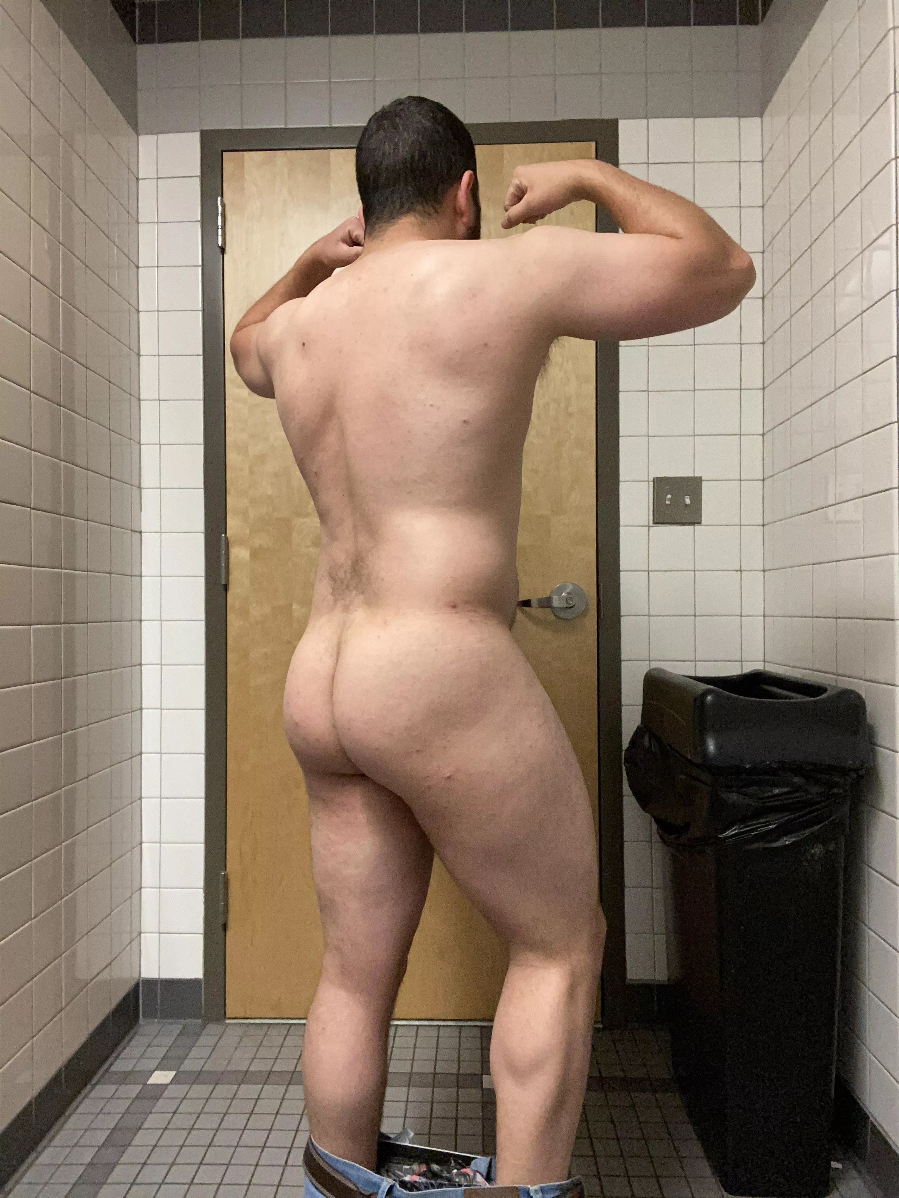 Booty posted by ThickRick89