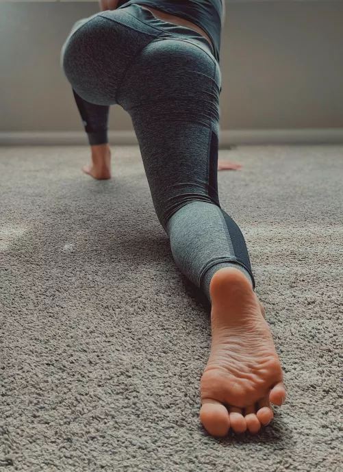 Booty too cute while doing Yoga by frankiesfootsies