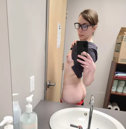 bored at work. by cutepatootz