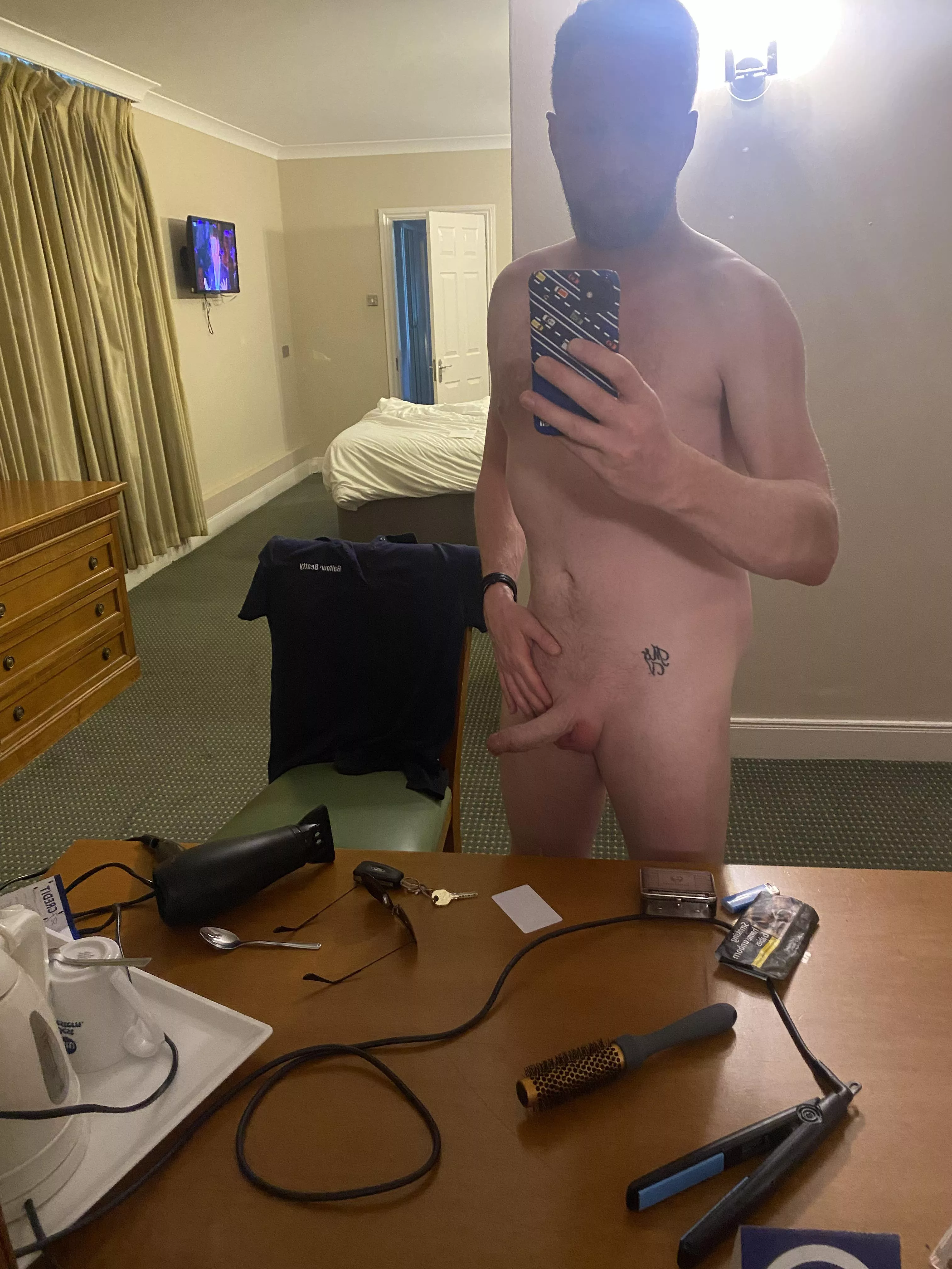 Bored in my hotel room so why not posted by Matty1977