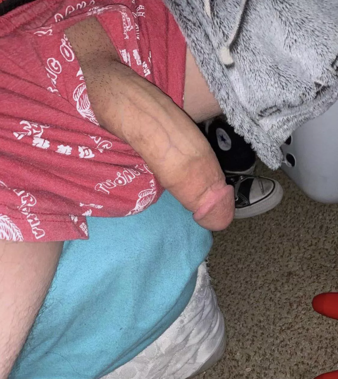 bored so here’s my cock posted by jimmydew41
