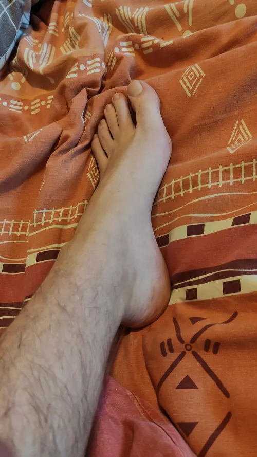 boring day :( by Erikk_08