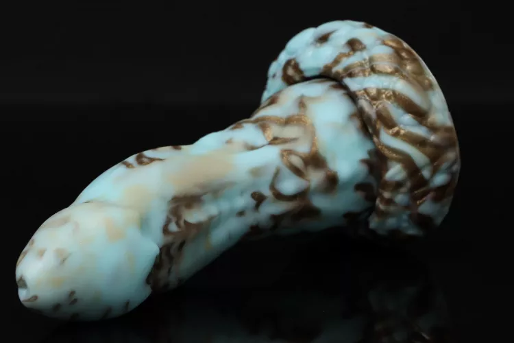 Bought my first Bad Dragon in today’s drop (small/medium Nox) by ChaoticSleeper