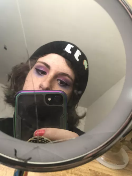 boutta be the gayest lil delivery boi by Anxietitty117