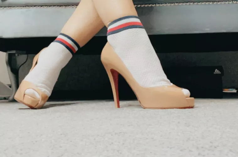 Bow down by Princess-Cheryl