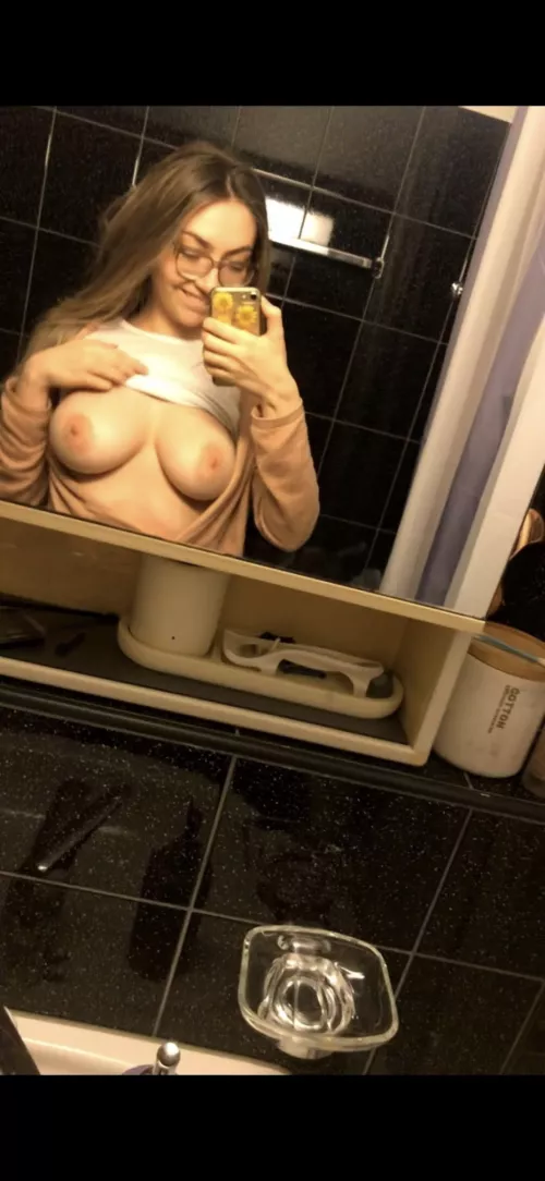 boyfriend said my body is his, but all of you get to see by Lili-Money