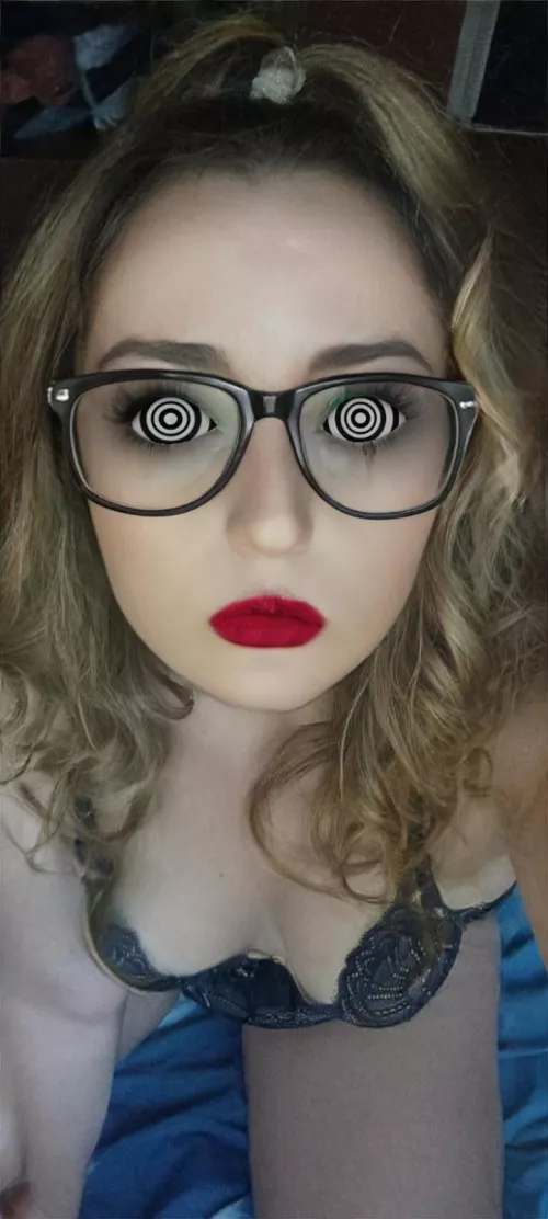 Brain off. Make-up on. I'll make you happy with my mouth and be a good little doll for you Master. by ldspiral