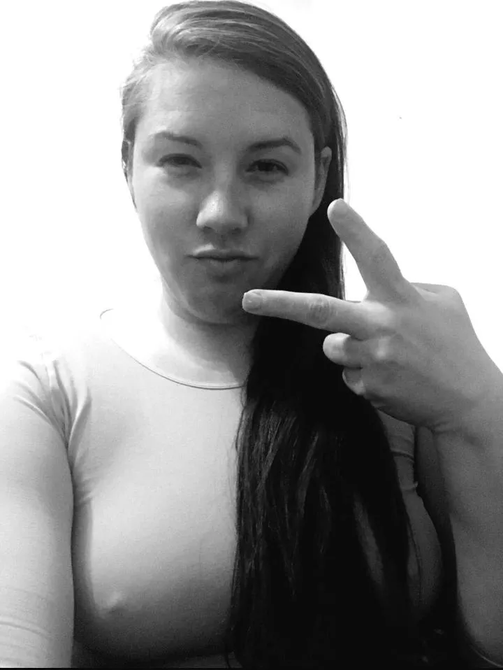 braless posted by spicychillcpl