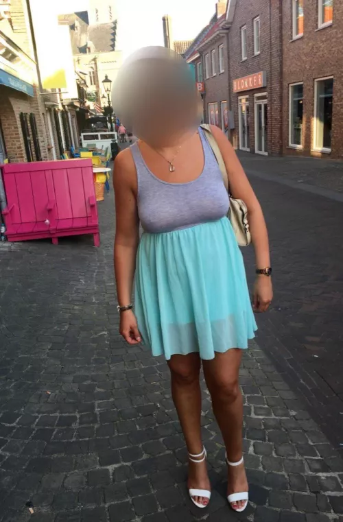 Braless forever by dutchwijfje_1986