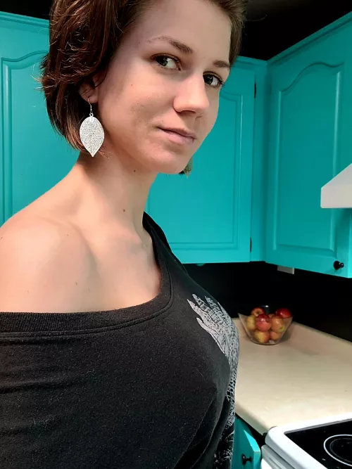 Braless is an easy way to combine comfy and sexy by ScarlettJane92