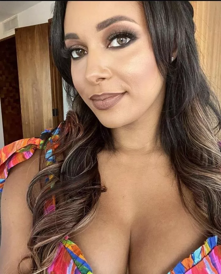 Brandi Rhodes posted by RobJacksonF3