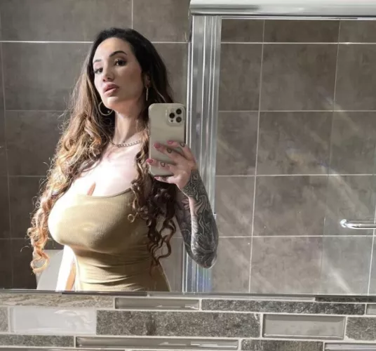 Bra's can be hard to find when you're a 32H, so my motto is- why even bother wearing them lol by arabelleraphael