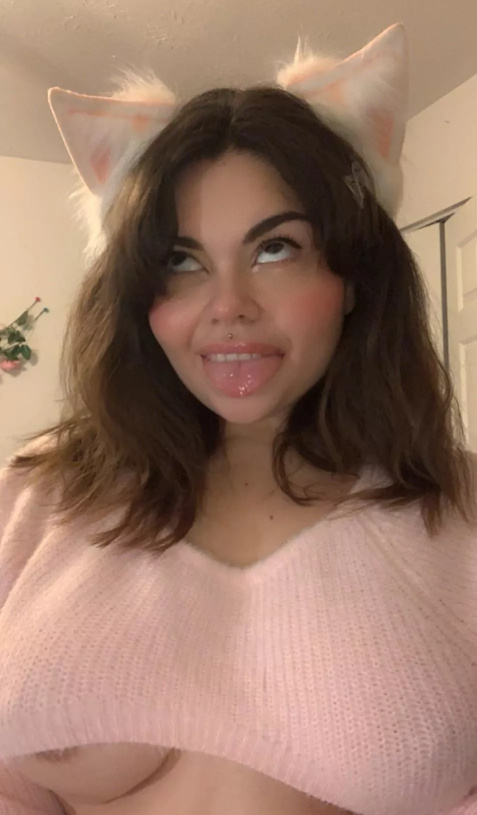 Bratty kitten wants your cock posted by mollyzedolly