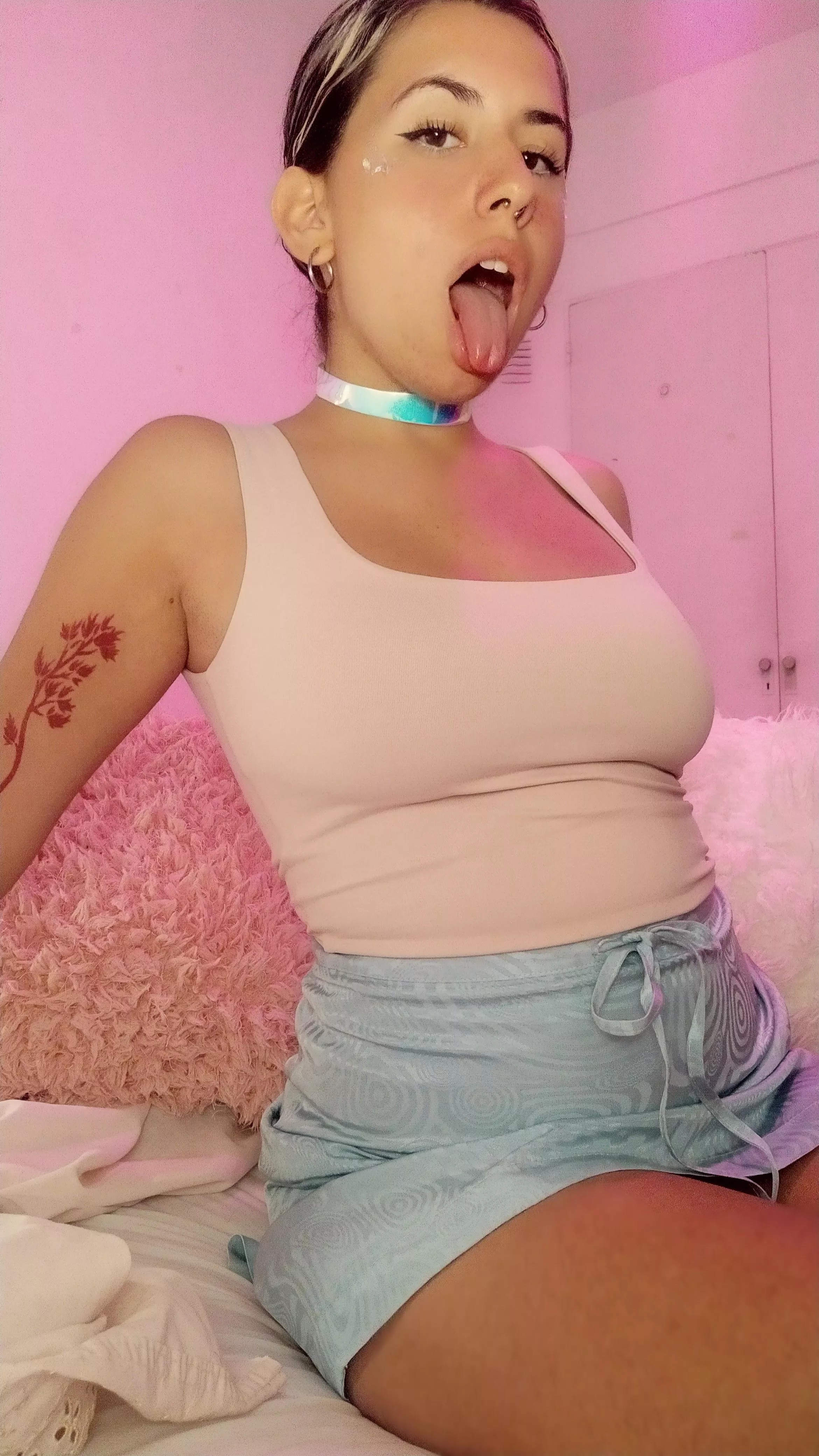 Bratty mode on posted by PiscesBabeOk