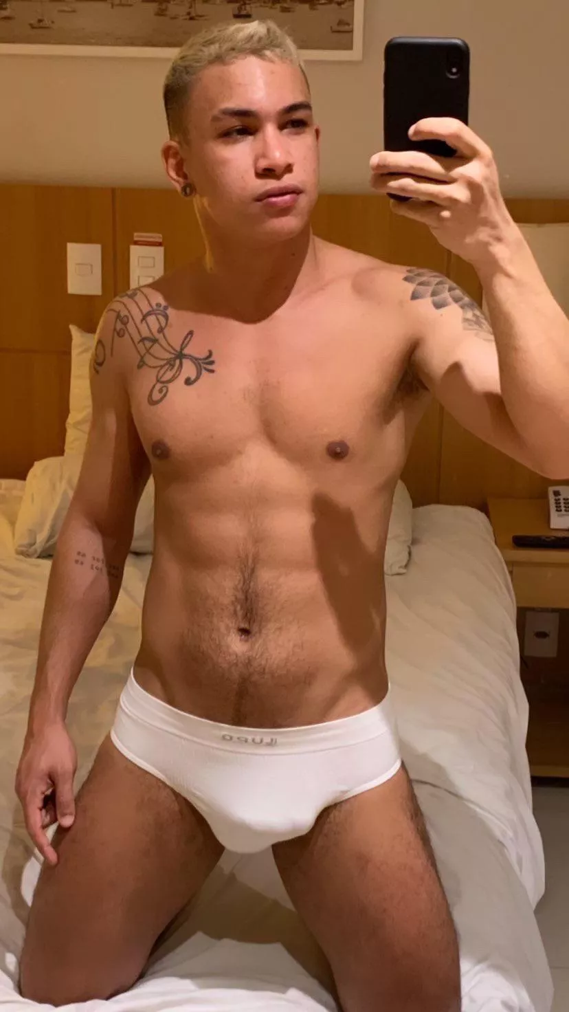 Brazilian boy posted by LuizSartori