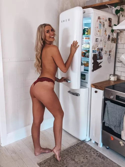 Breakfast is ready [f] by realpennylane