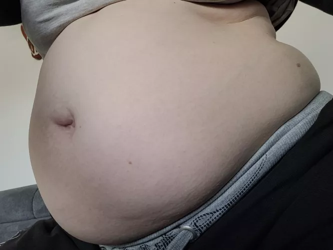 breakfast stuffing...beaf and pork loaf, creme slice, soda, chocolate and wafers. by Strangefetish2