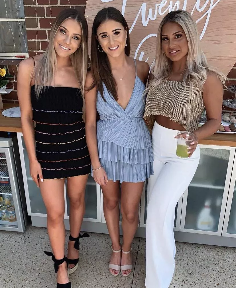 Brunch girls posted by goonagedaydream