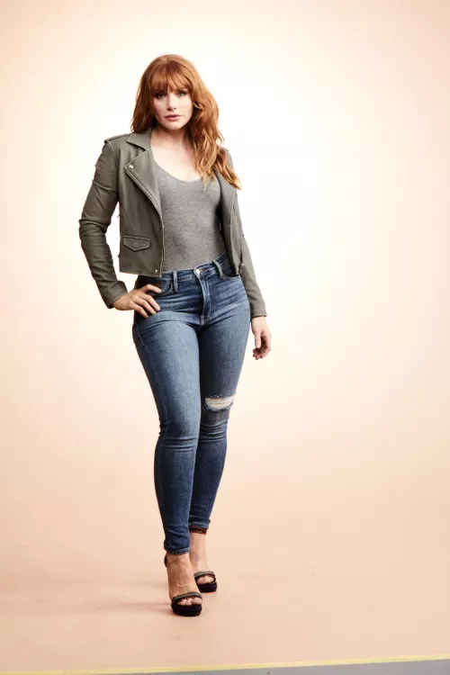 bryce dallas howard by No_Resolve_2860