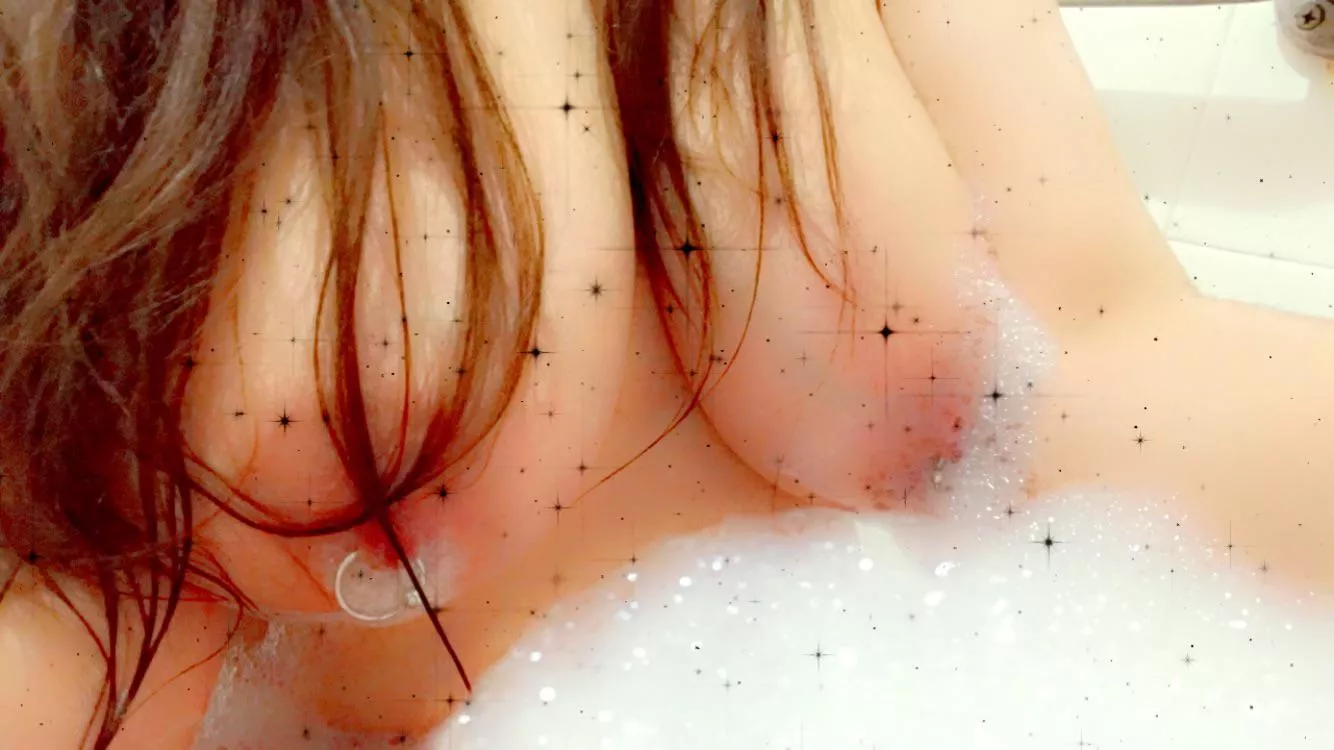 Bubbles are my fave. posted by IndependentMomma