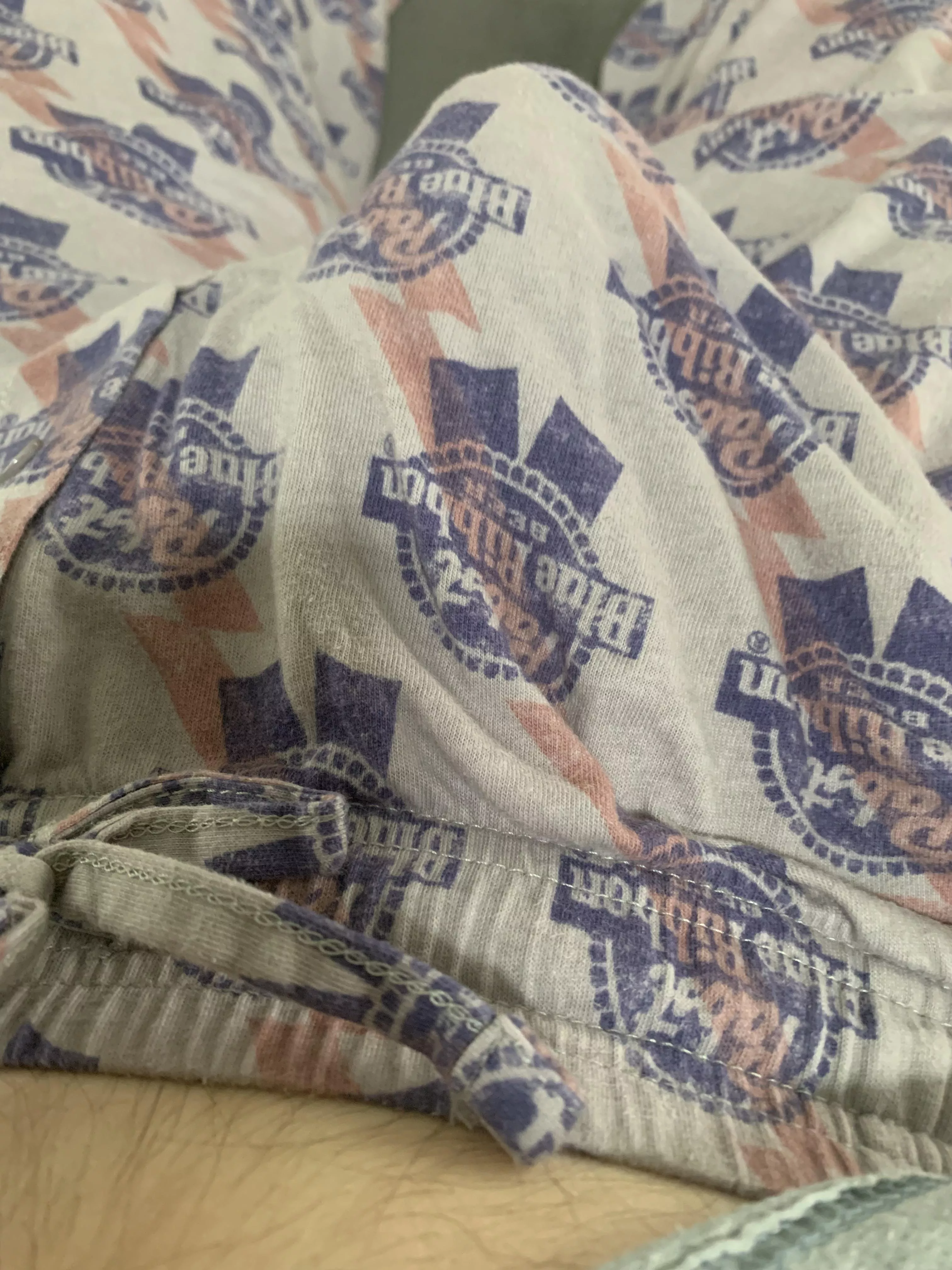 Bulge and lounge wear posted by niceynightnice