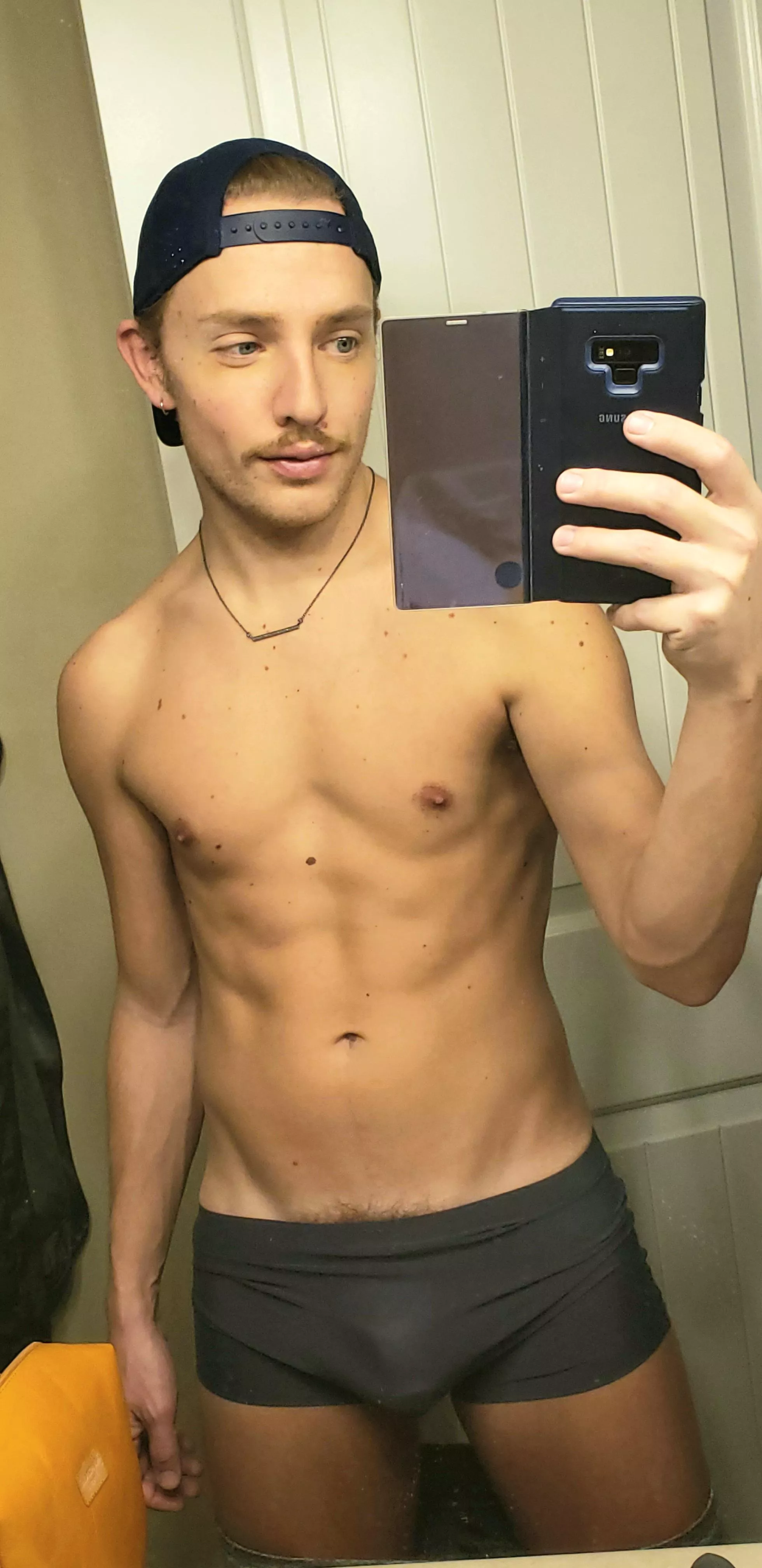 Bulge in my new trunks posted by PornBoy1111