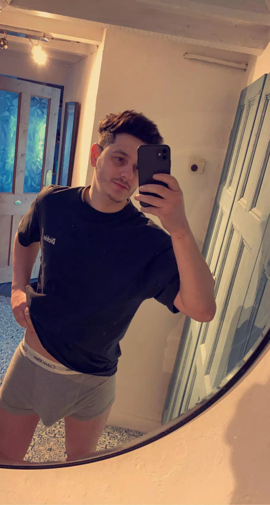 Bulging 🤪 posted by hornyukdude