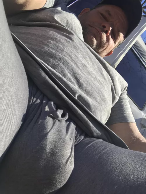 Bulging at work by Djstrps