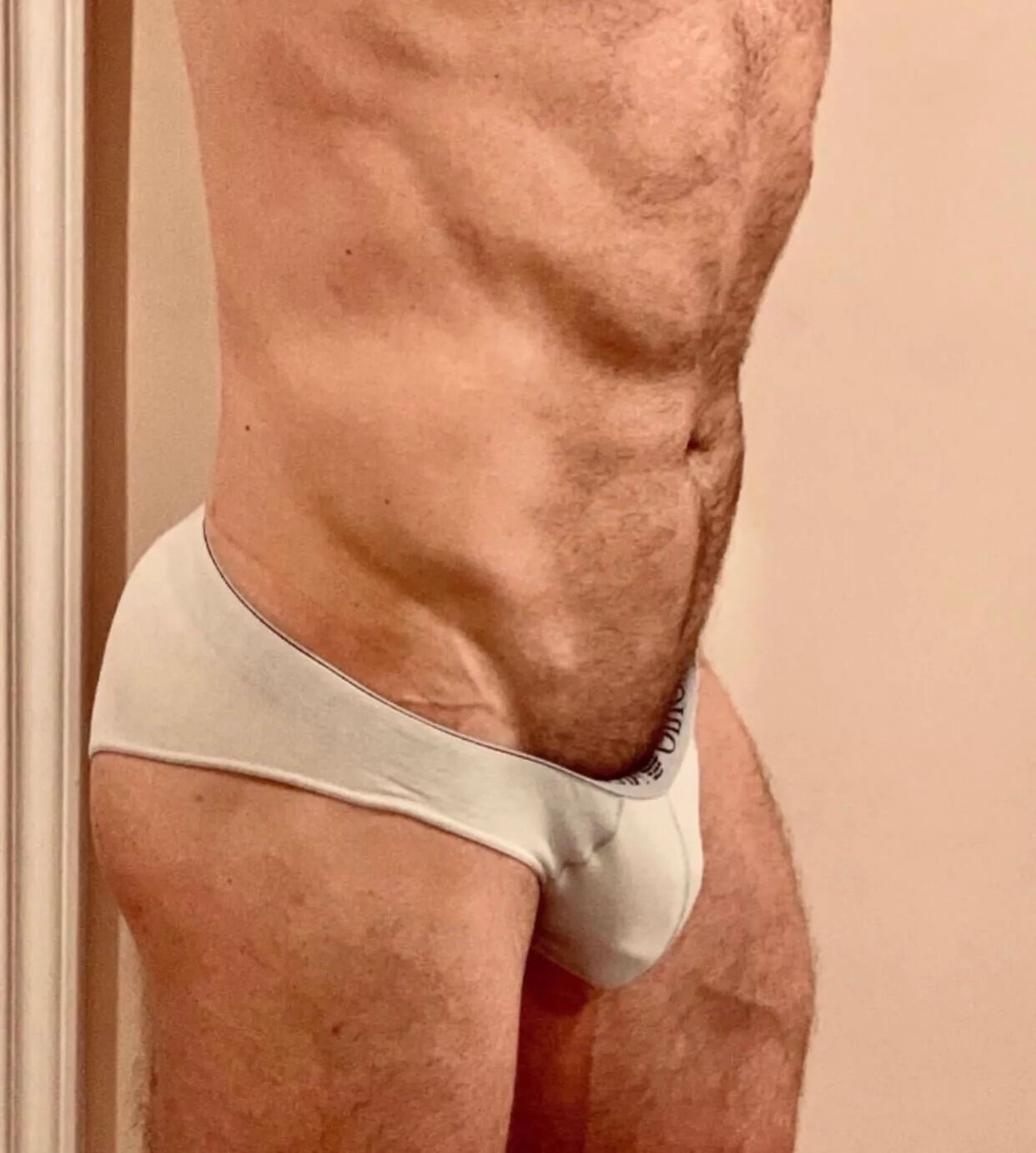 Bulging in all the right places posted by SpartanA100