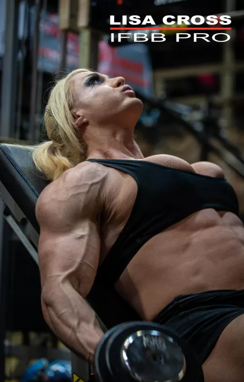 Bulging Muscle IFBB Pro Lisa Cross by LisaCrossXXX