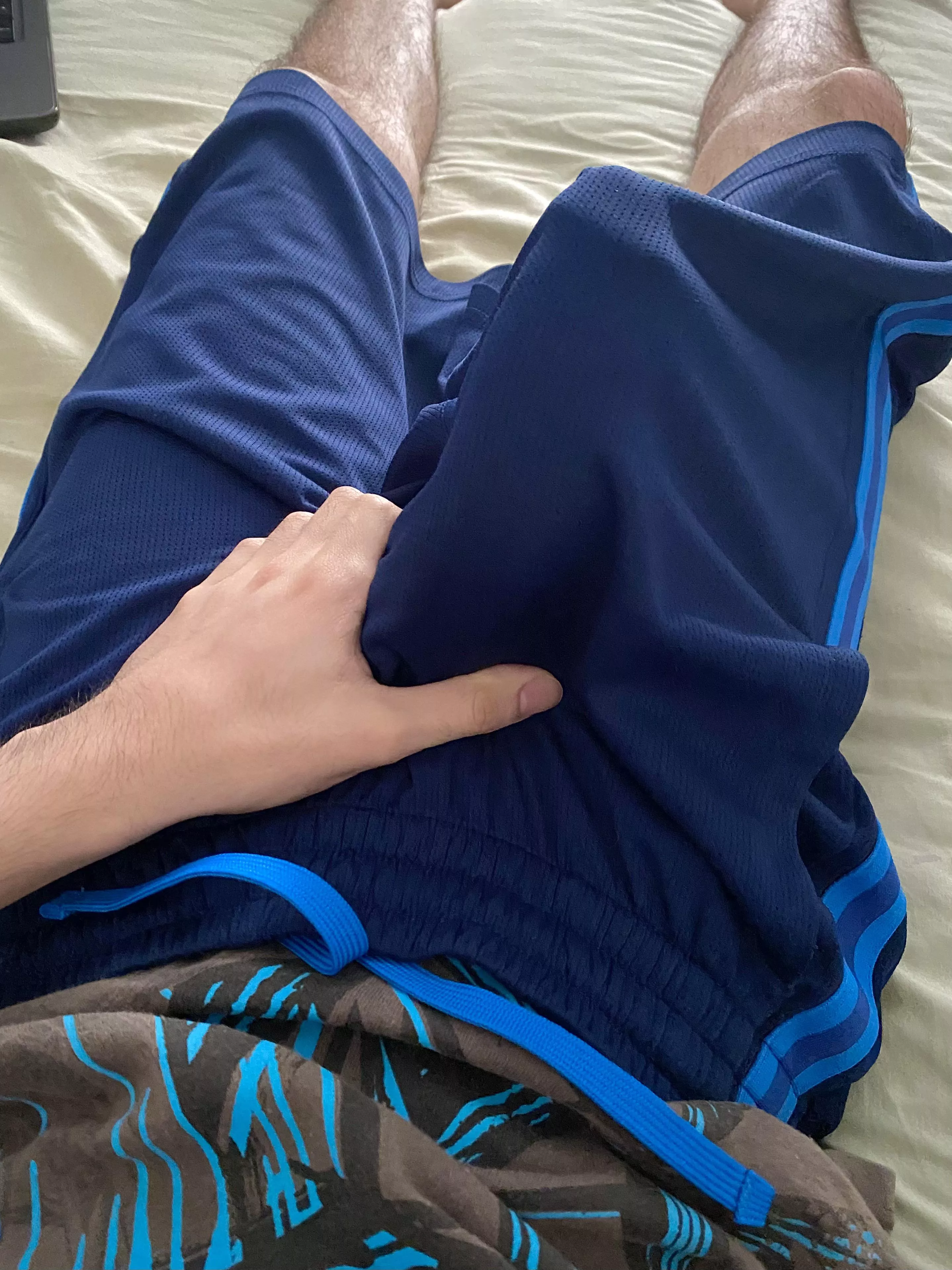 Bulging out while studying posted by onlyplatanos