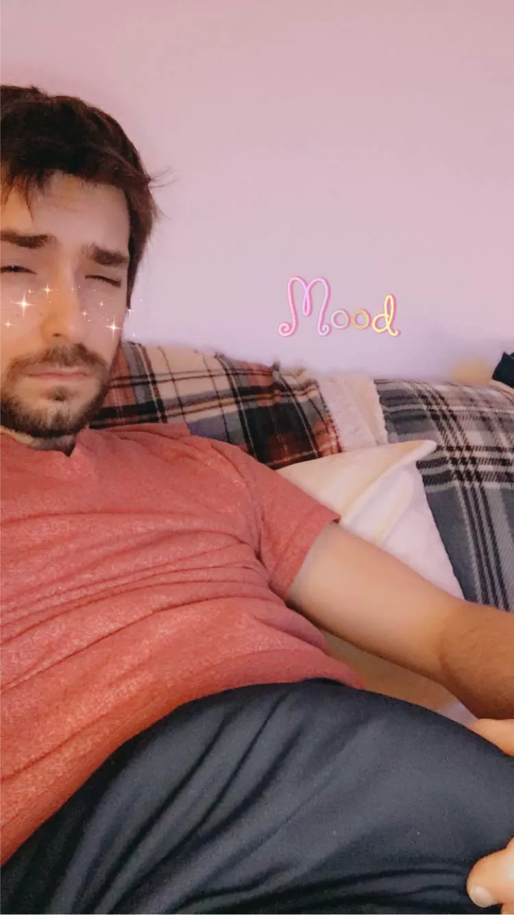 Bulging outta my pants, wanna sit in my lap?😈 posted by likezoinksdude22