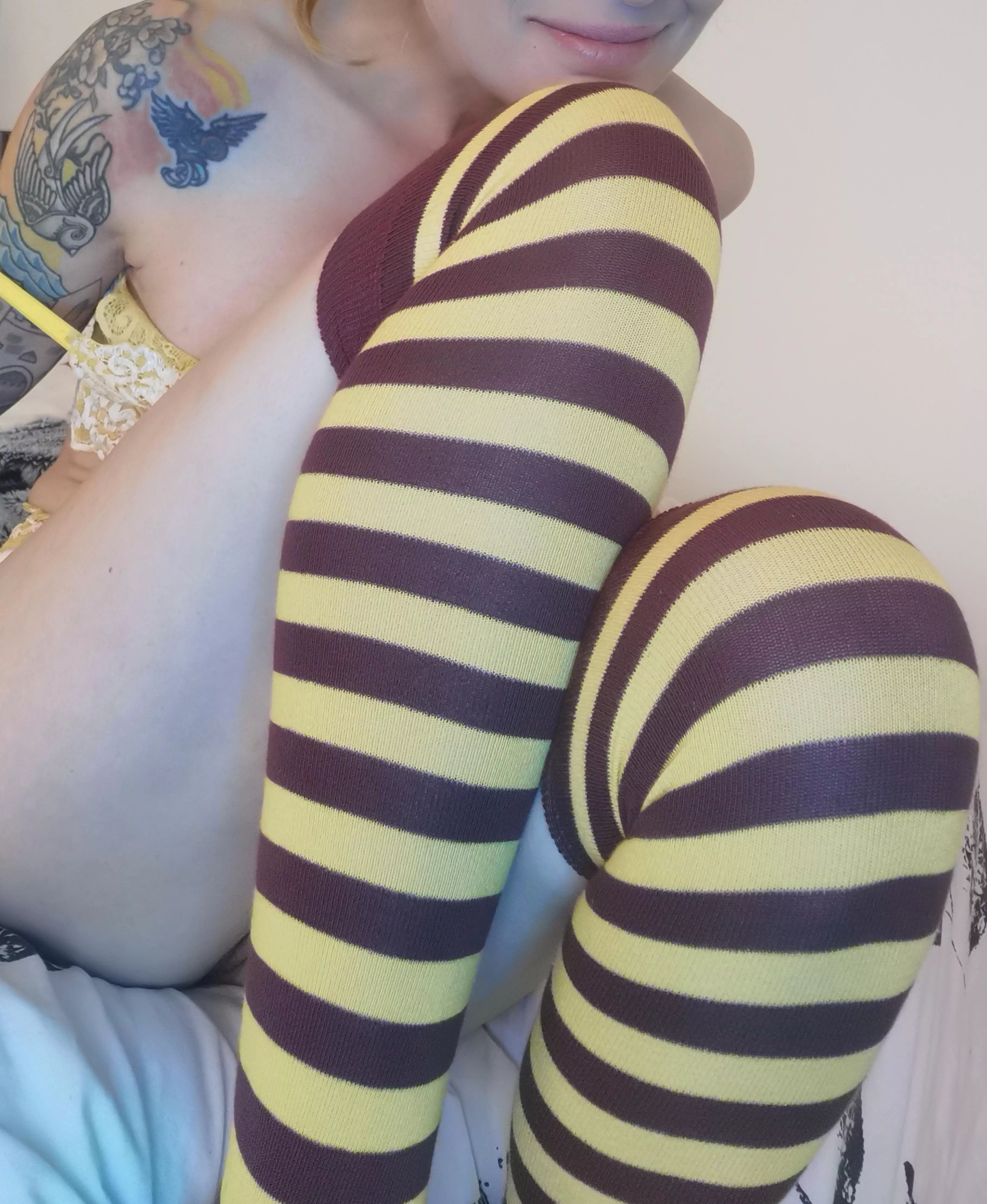 bumble bee socks (oc) posted by Relevant_Judgment_16