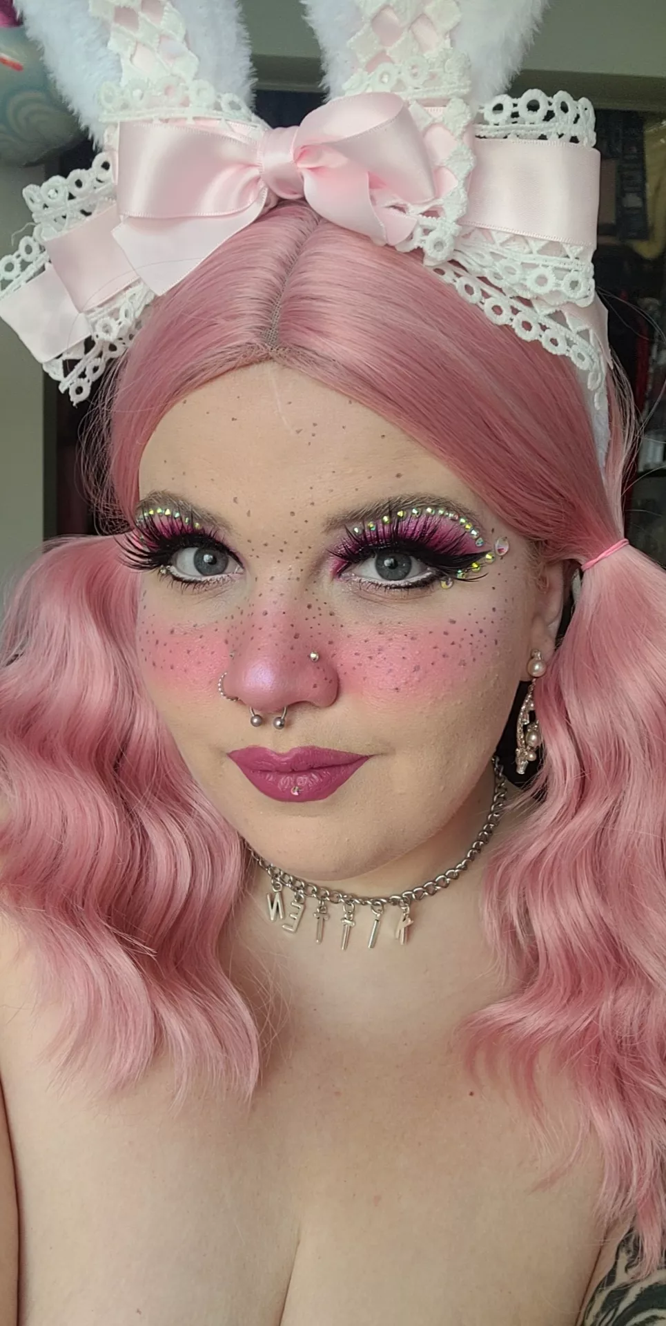 bunny babe ♡ posted by AwkwardSuccubus