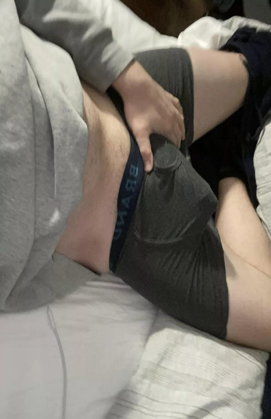 Bursting out of my britches posted by filandreo