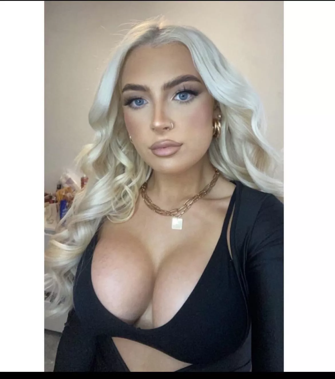Bursting tits posted by utv2000