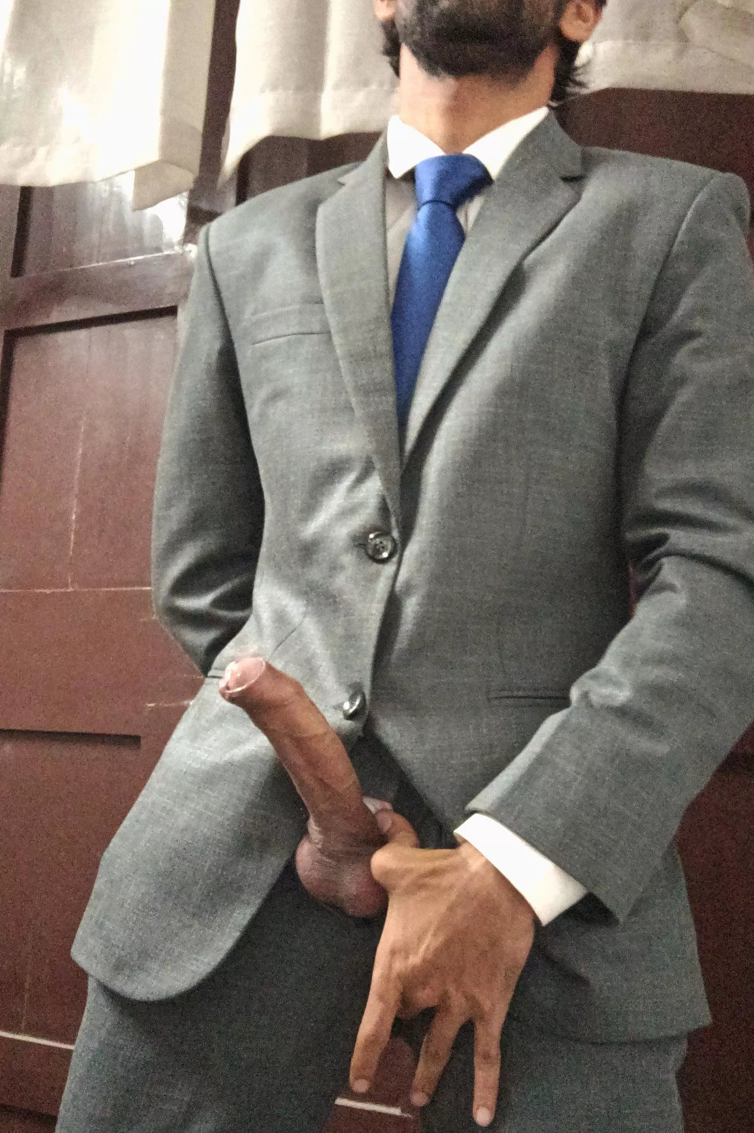 Businessman/Exhibitionist posted by Deep_Driver92