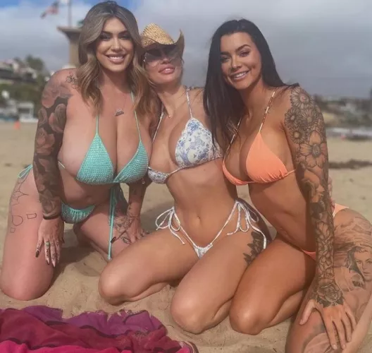 bussin beauties by TigerUppercut08