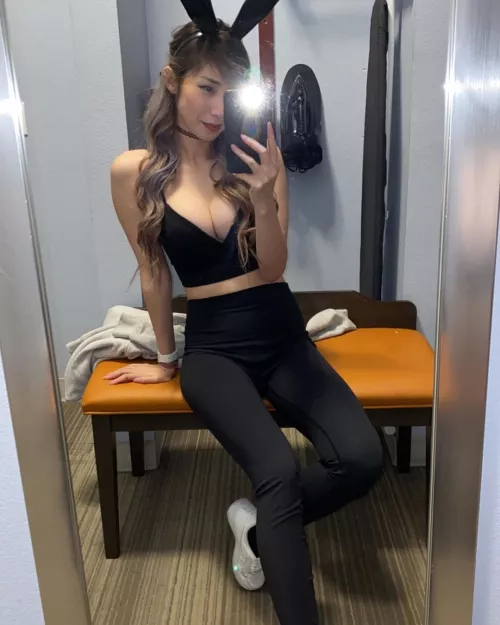 Busty Asian Bunny by YuutoFujisaki