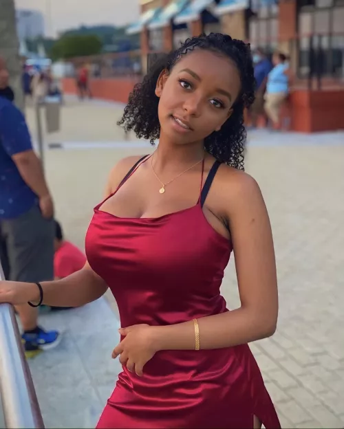 Busty girl by anonymous123456_