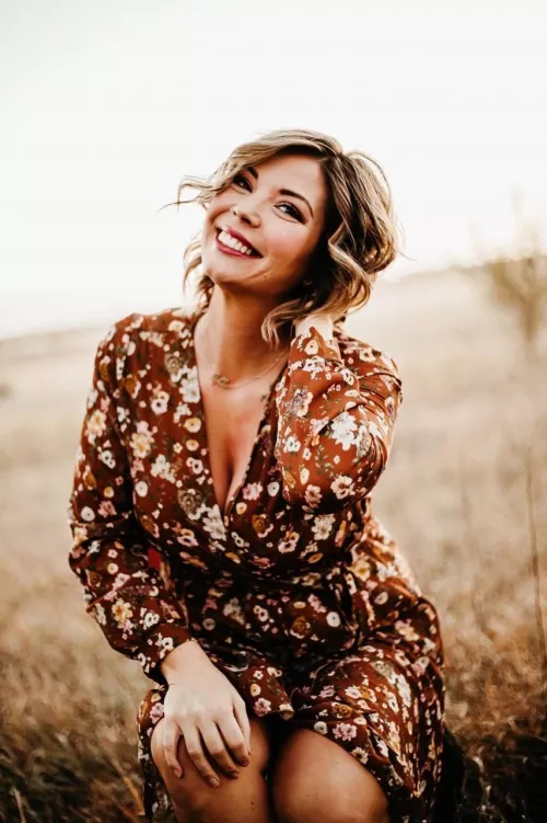 Busty milf by Al_Oerter