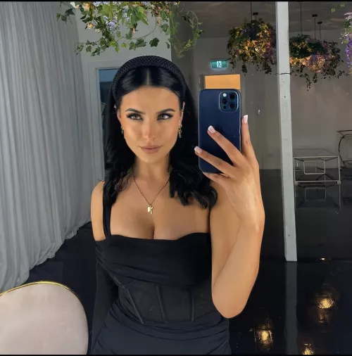 busty serb by melbfunx