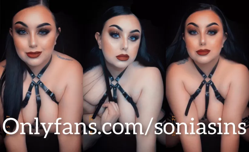Californian beauty, Sonia Sins. Meet the BBW goddess of your dreams! With over 1,144+ posts to enjoy from, $7.50 is a steal for 30 days of fun! || Onlyfans: @soniasins by LoveNeon19