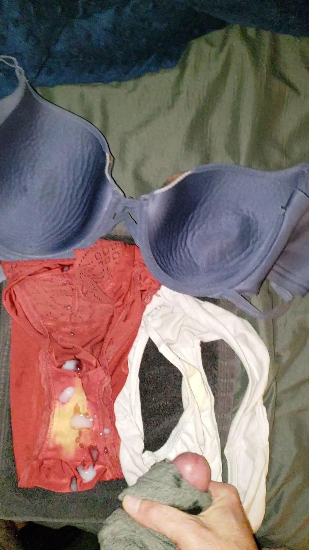 Came on wifes dirty panties and bra - vid in comments posted by smalldickhubby2020