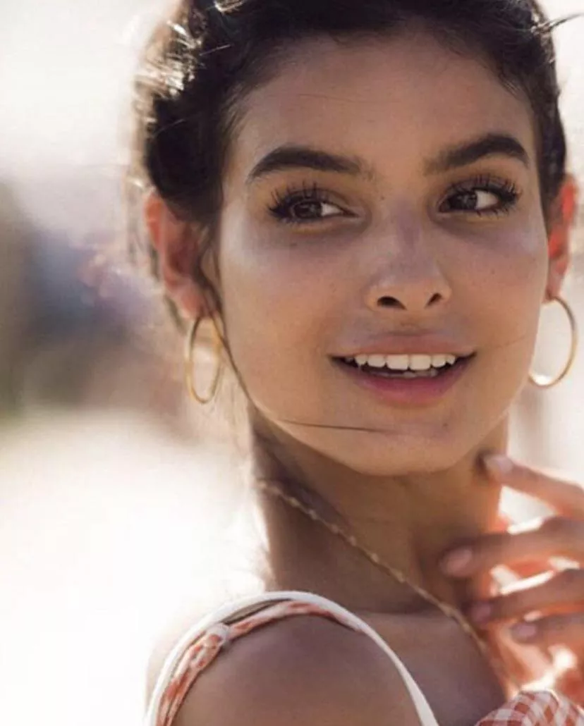 Cami Romero posted by bobbyUP-MKII