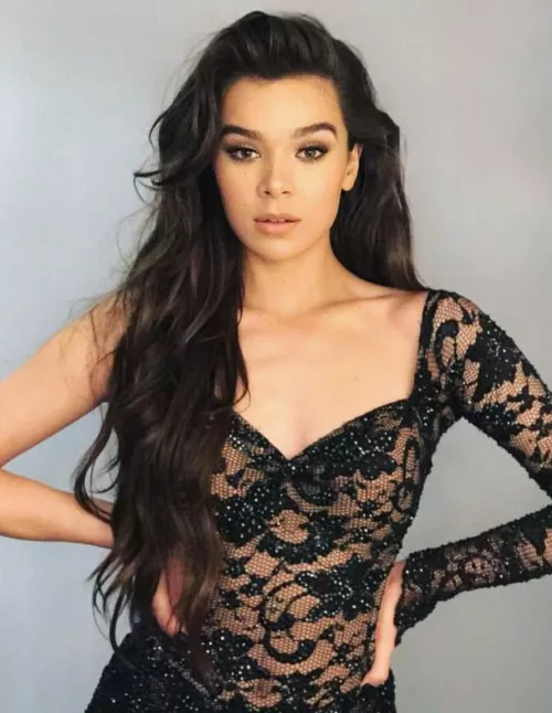 Can any buds play Hailee Steinfeld or Olivia Rodrigo for me? by andthenergy1