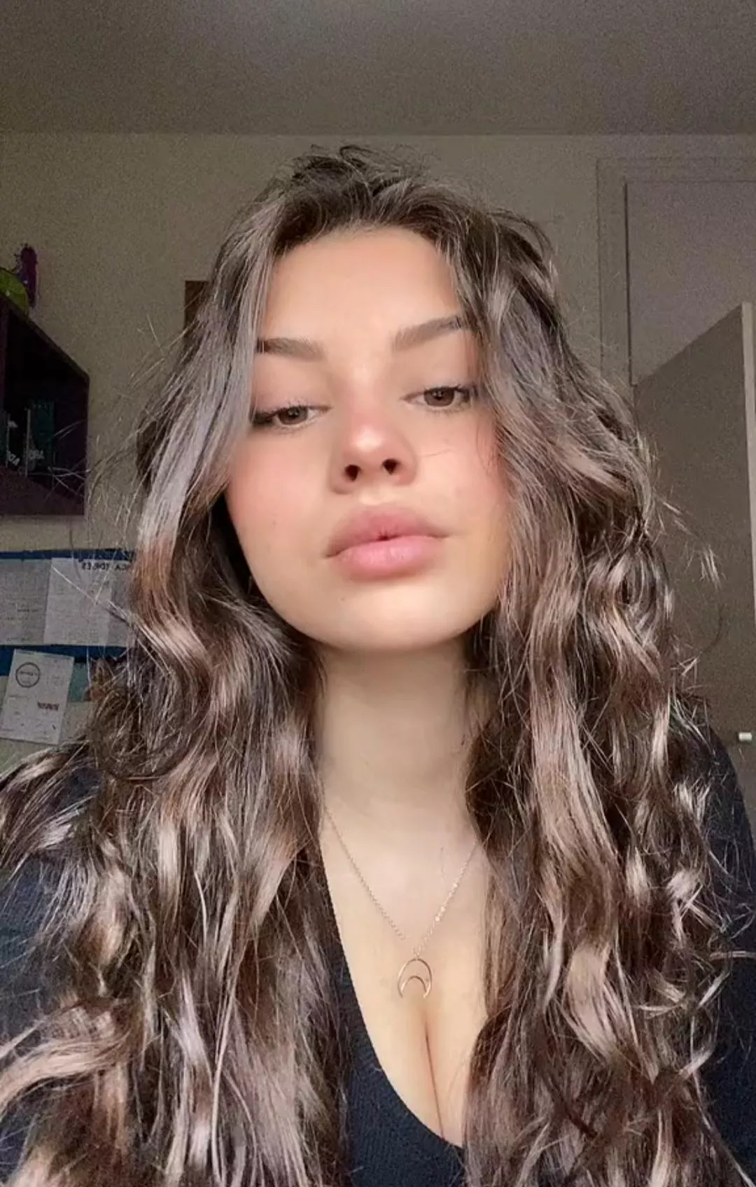 Can anyone cum on my lips?😋😋. Kik: pumpum223 posted by Individual-Room-143