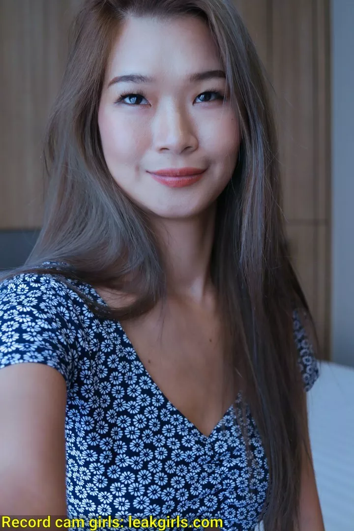 Can dressed be sezy too? posted by EMt4EI0I7t