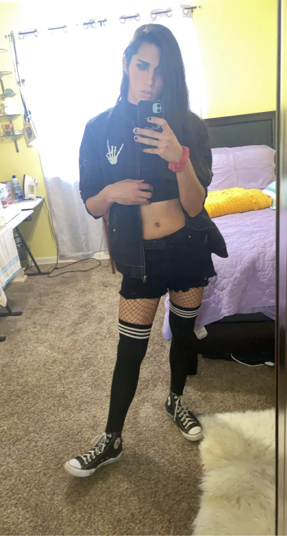 Can I be your arm candy 😘 posted by Scarecrowpope12